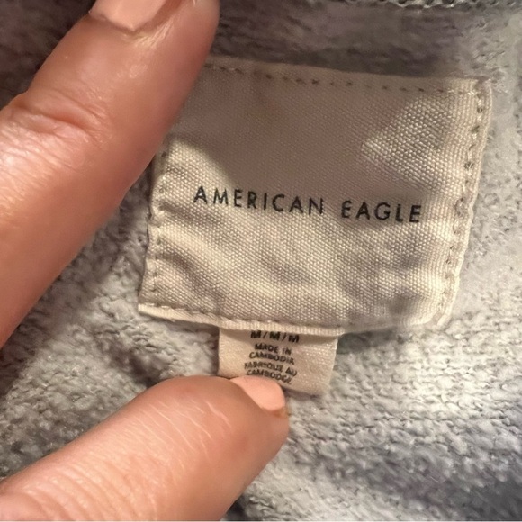 American Eagle Outfitters Gray and Green Crewneck Sweater size medium - Picture 10 of 12